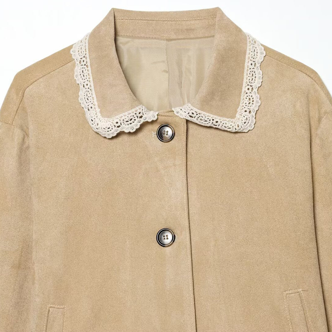 Damen Kurzjacke in Wildlederoptik mit gehäkeltem Kragen und Spitzenbesatz Drune