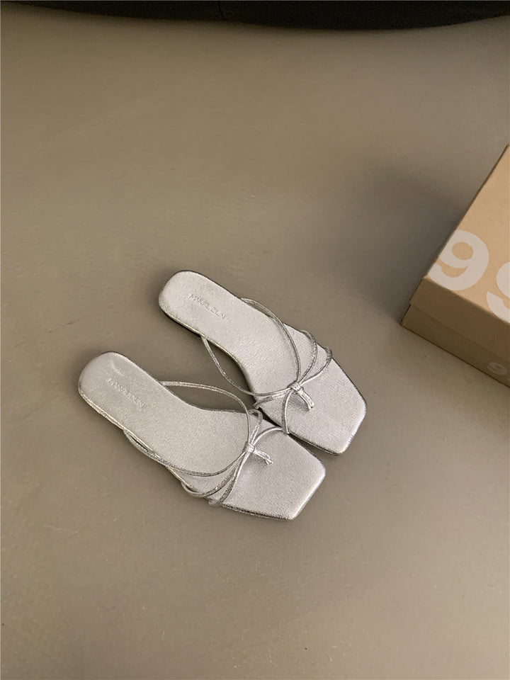 Damen Stylische Riemchen-Sandalen mit quadratischer Zehenpartie und feinem Bindedesign Drune