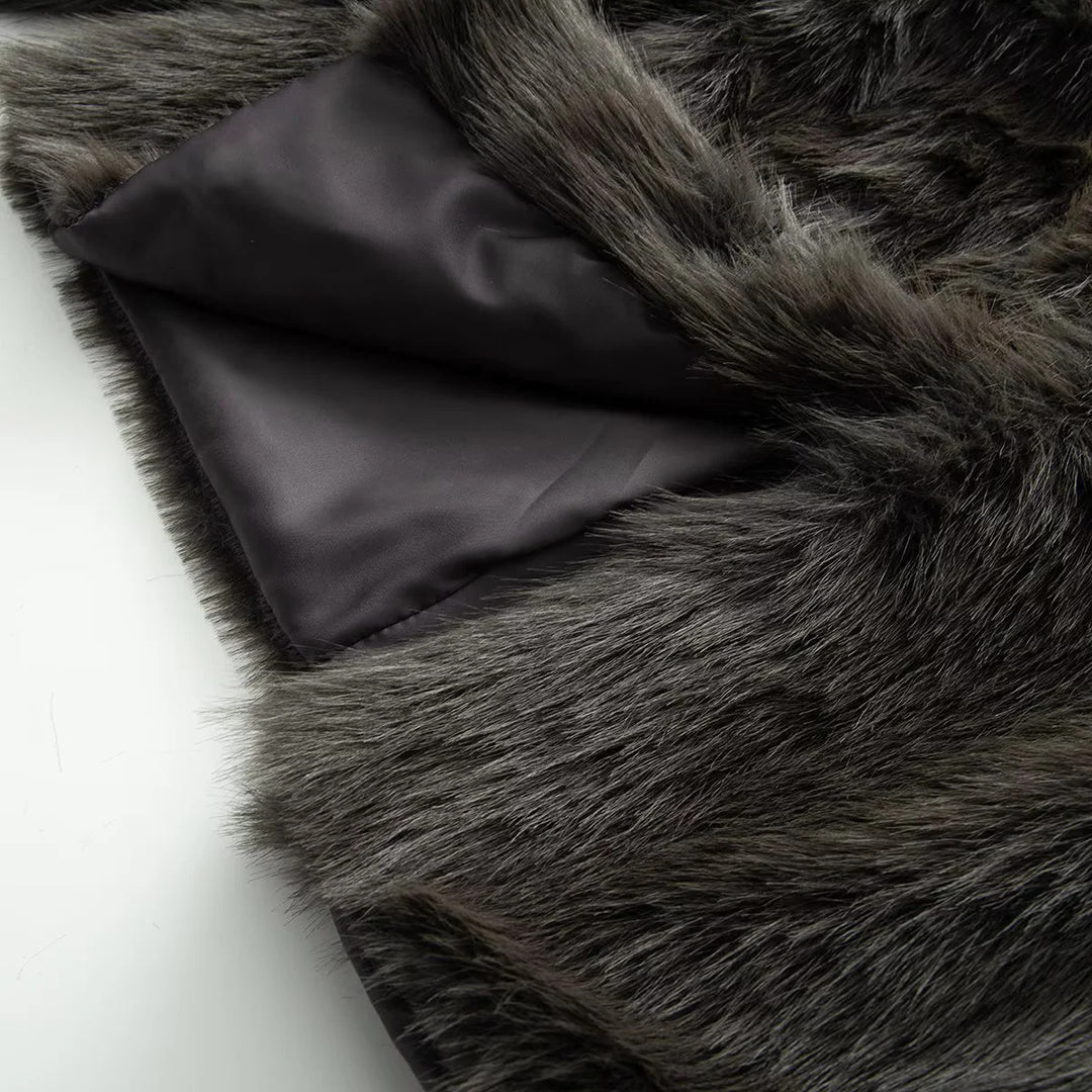 Damen nan kurzer Fauxfur Kurzblouson mit hohem Stehkragen, kurzem Boxy-Schnitt und langfloriger Kunstfelloptik Drune