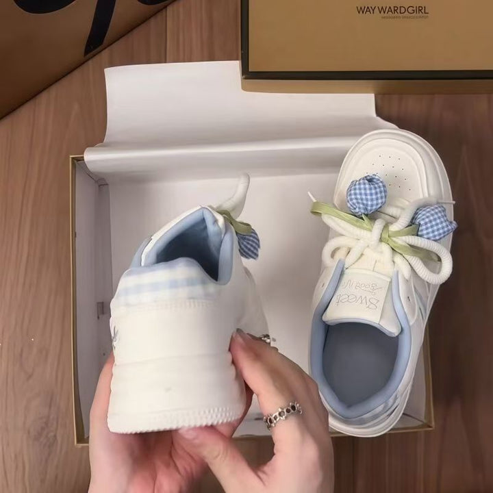 Damen Sneakers mit verspieltem Design und dekorativen Schleifen von Drune