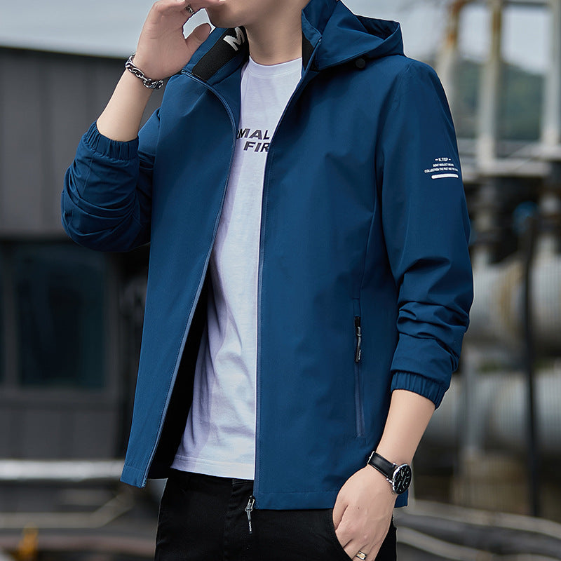 Herren Atmungsaktive Windjacke mit regulierbarer Kapuze Drune