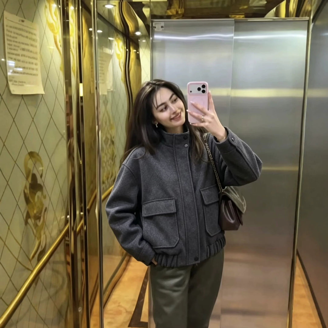 Damen Boxy-Übergangsjacke aus Wollmix mit Stehkragen, aufgesetzten Klappentaschen und elastischem Saum Drune
