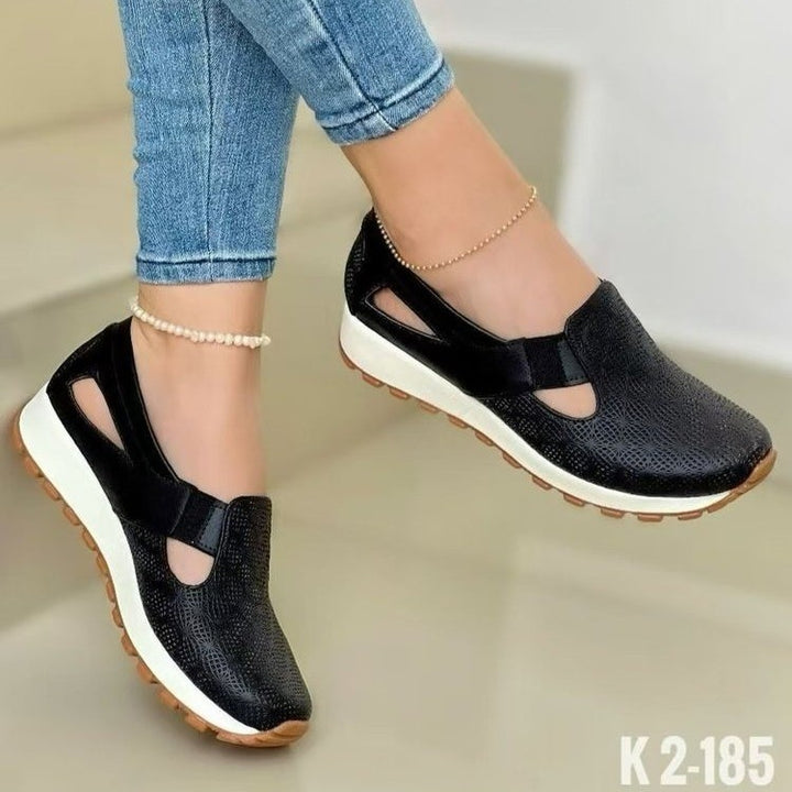 Damen  atmungsaktive Slip-On Keilsneaker aus Kunstleder mit Cut-Outs und gepolsterter Komfortsohle Drune