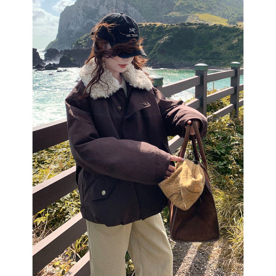 Damen Oversize-Kurzjacke mit Teddykragen und Pattentaschen Drune