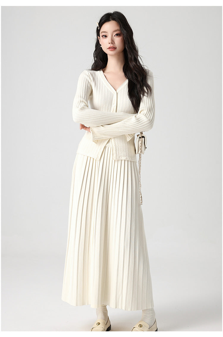 Damen Feines Strick-Set mit V-Ausschnitt Cardigan und plissiertem Maxirock Drune