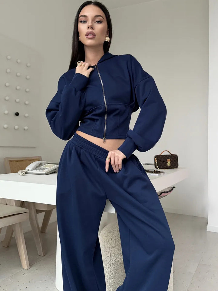 Damen lässiger Cropped Hoodie und weite Hose im urbanen Stil Drune