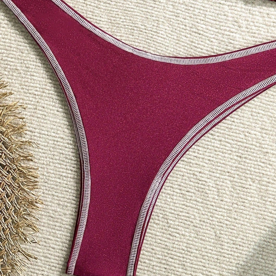 Damen Triangel-Bikini mit feinen Kontrastnähten Drune