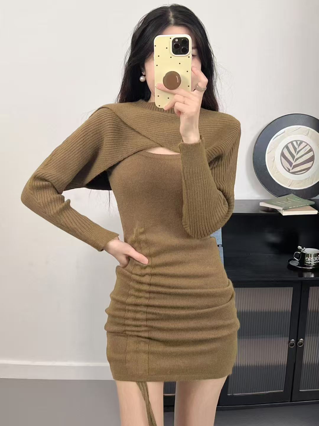 Damen Strickkleid mit Optik eines Oversized-Pullovers und details - Drune