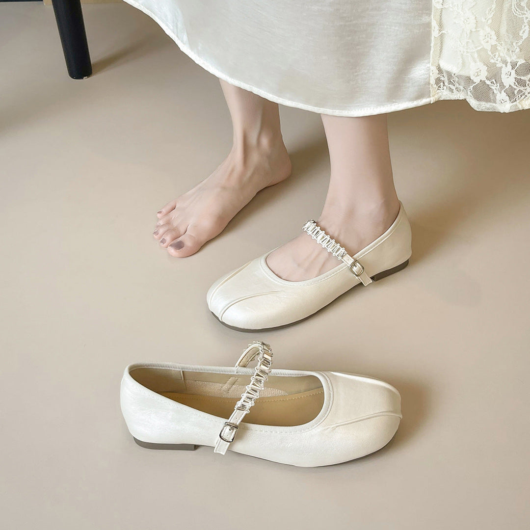 Damen Ballerinas mit elegantem Riemen und schimmerndem Obermaterial Drune