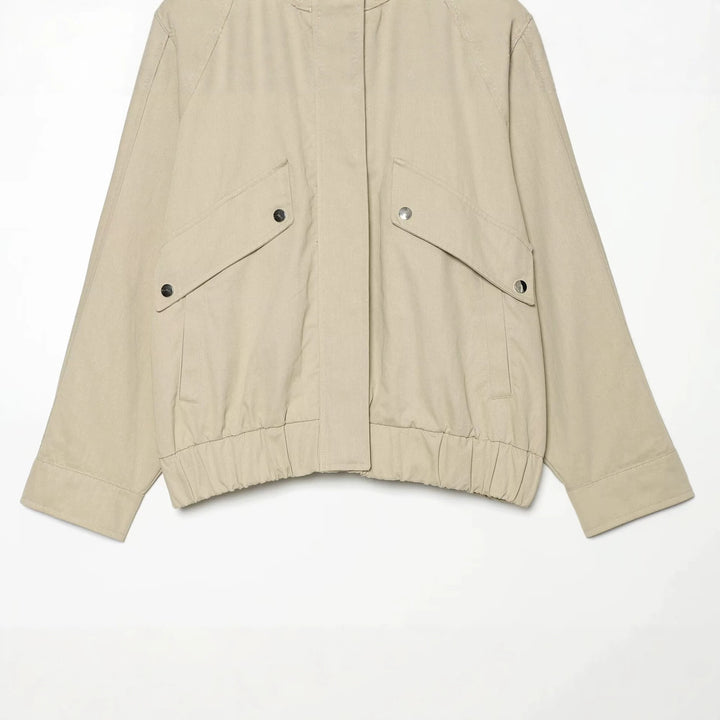 Damen Wasserabweisende Cropped-Utility-Jacke mit hohem Stehkragen und Karodetail an den Ärmelaufschlägen Drune