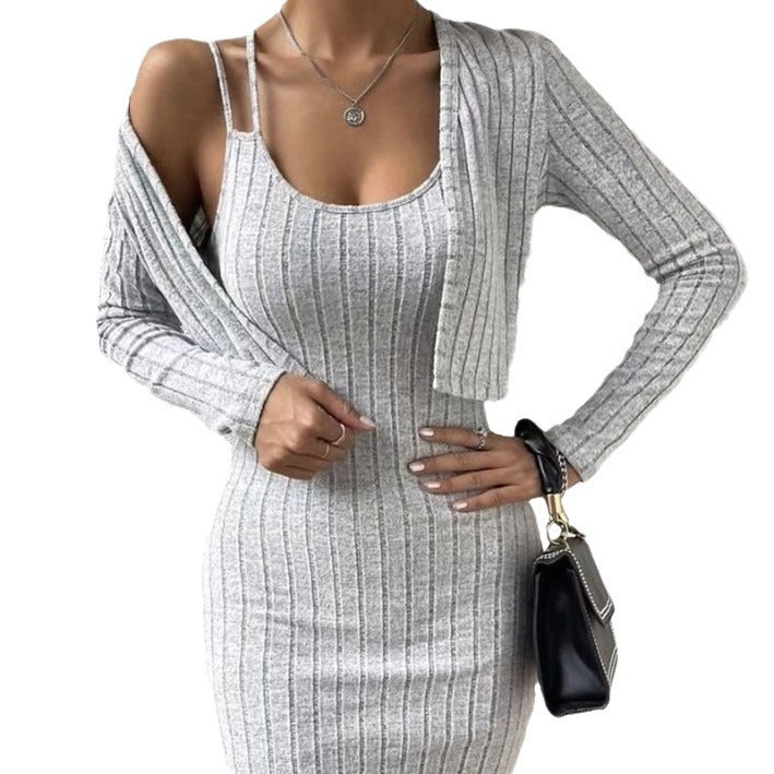 Damen figurbetontes Maxikleid mit registrierter Rippstruktur und leichter Strickjacke Drune
