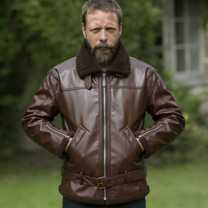 Herren Kunstleder-Fliegerjacke mit Teddyfutter, Reißverschlusstaschen und Taillengürtel Drune