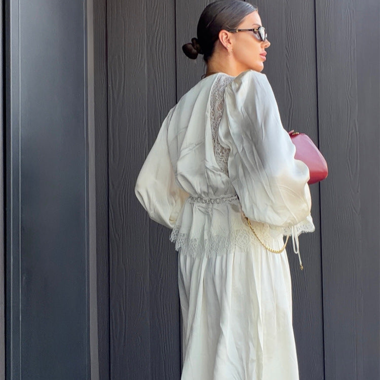 Damen Einteiliger Satin-Overall mit Spitzen‑Yoke, Puffärmeln und voluminöser Haremshose Drune