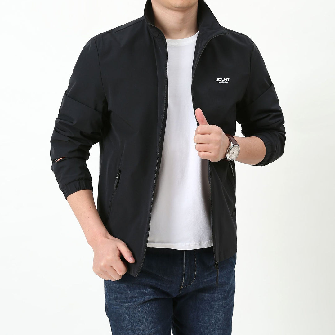 Herren leichte Zip-Übergangsjacke mit hohem Stehkragen und Reißverschlusstaschen Drune