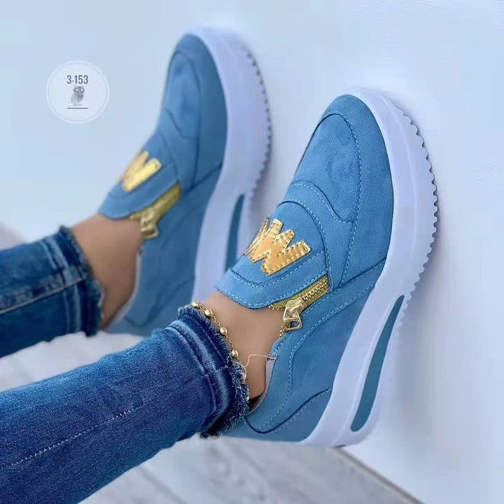 Damen  Slip-On Keilsneaker mit dekorativem Reißverschluss, gepolstertem Memory-Fußbett und profilierter Plateausohle Drune