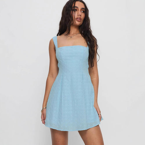 Damen Sommerliches Minikleid mit zauberhaftem Blütenmuster und verstellbaren Trägern Drune
