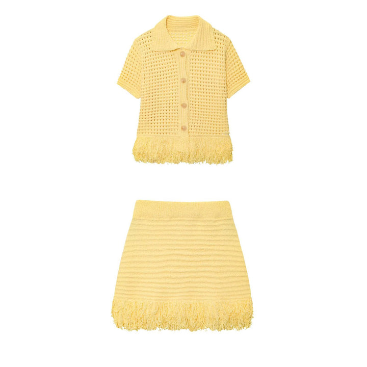 Damen Kurzarm-Strickjacke mit fransigem Saum und dekorativen Knöpfen Drune
