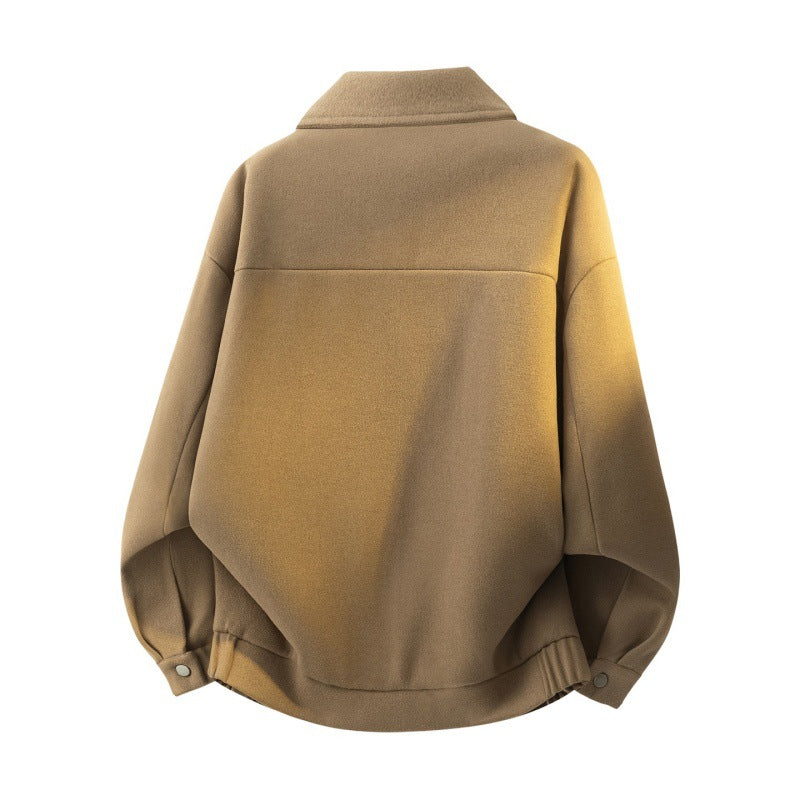 Herren Boxy Kurzjacke im College‑Stil mit Druckknopfleiste und geripptem Saum Drune