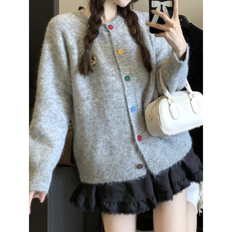 Damen Strickjacke mit bunten Knöpfen und gesticktem Motiv Drune