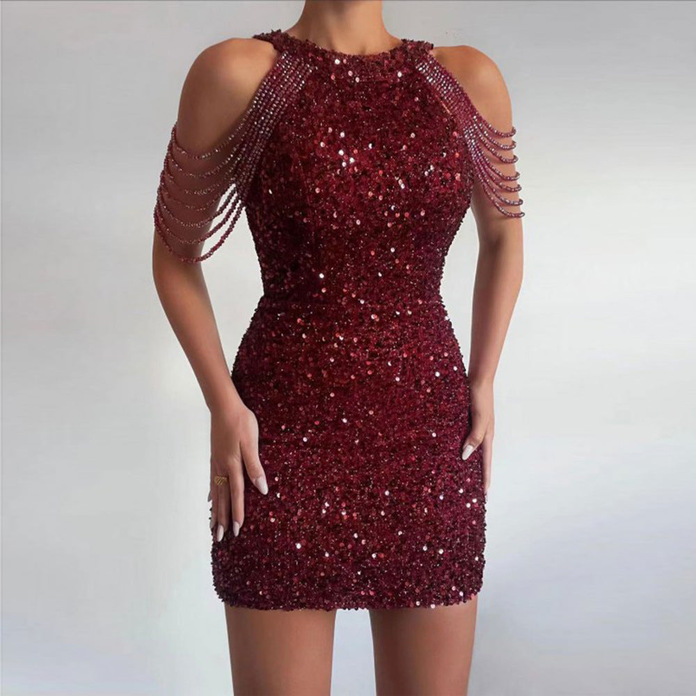 Damen Mini-Kleid mit glänzender Paillettenverzierung und eleganten Kettenärmel Drune