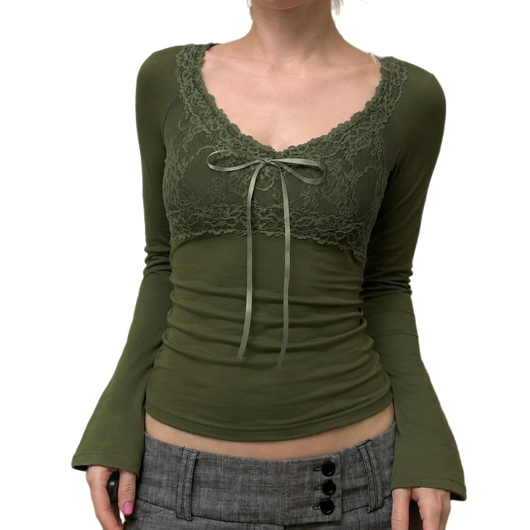 Damen Langärmeliges Slim-Fit Shirt mit Spitzen-Bustier-Einsatz und Zierschleife Drune
