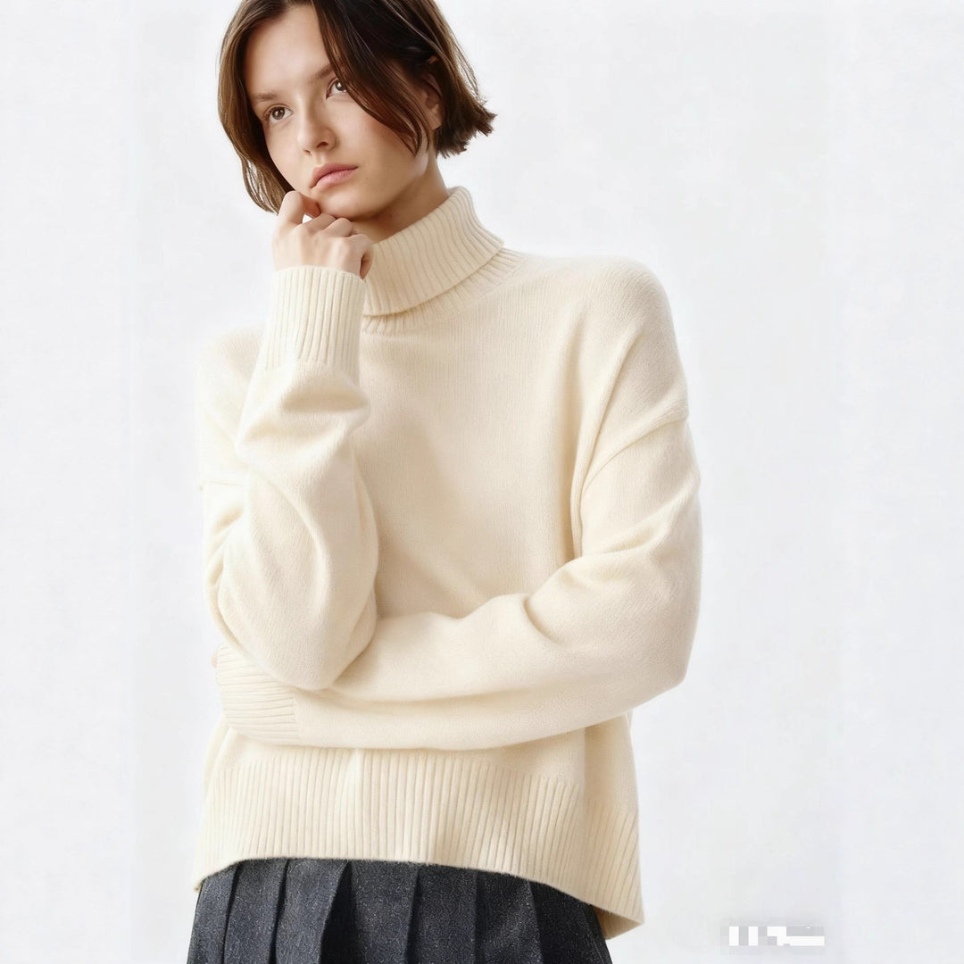Damen Gemütlicher Rollkragenpullover mit oversized Schnitt und feiner Rippstruktur Drune