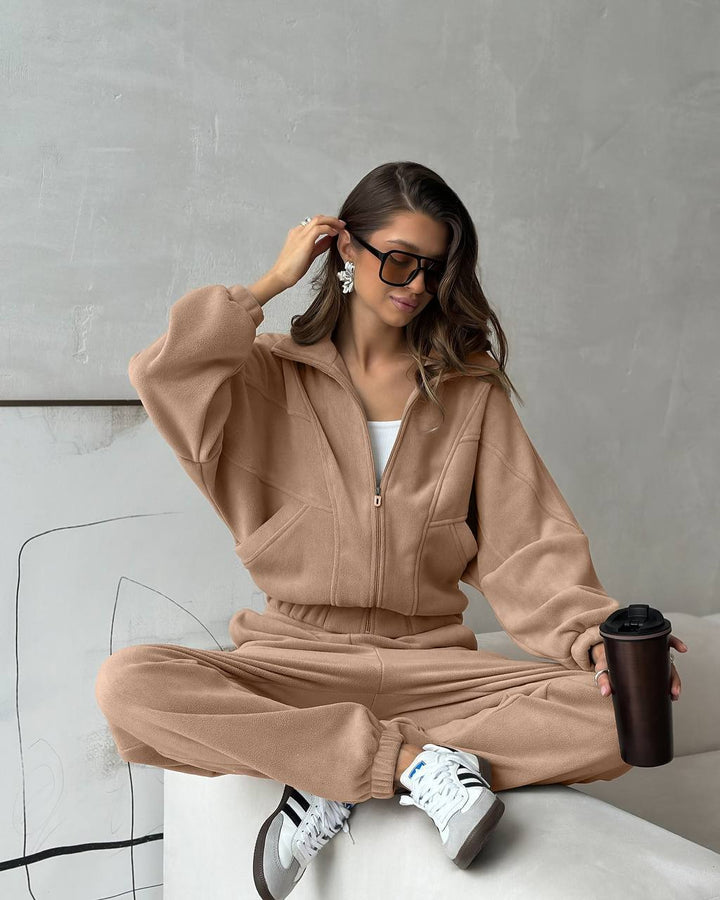 Damen kurzes Reißverschluss-Hoodie mit elastischem Bund und schmal zulaufender High-Waist-Jogginghose aus schwerem French-Terry Drune