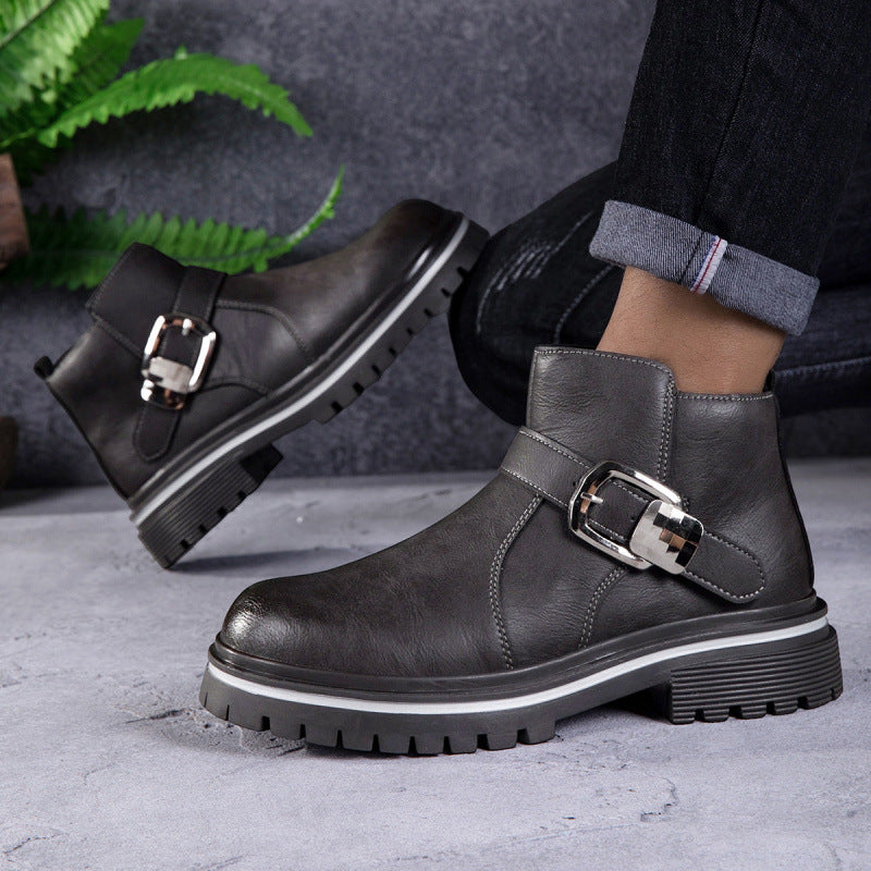 Herren knöchelhohe Lederoptik-Stiefelette mit dekorativer Metallschnalle und profilierter Gummisohle Drune