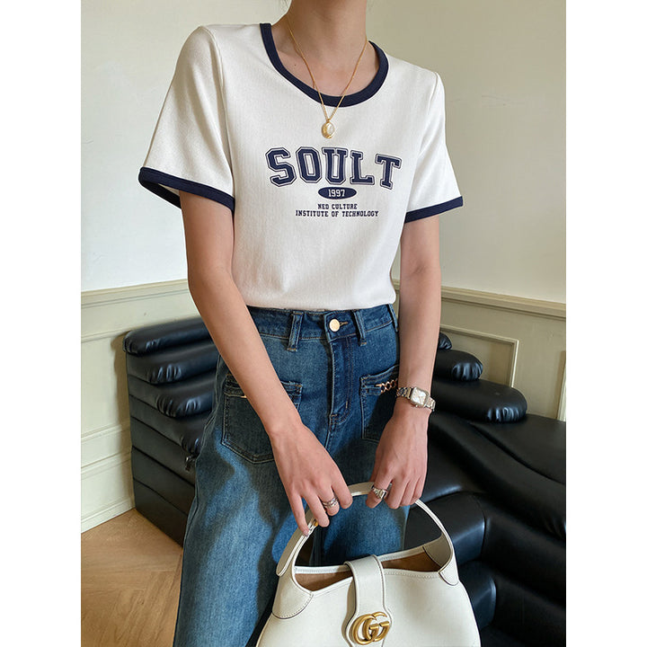 Damen T-Shirt mit kontrastierendem Rundhalsausschnitt und stylischem Schriftzug Drune