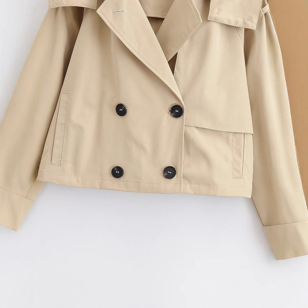 Damen 10+ kurzgeschnittener Trench‑Blouson mit doppelreihiger Knopfleiste und Schulterpatte Drune