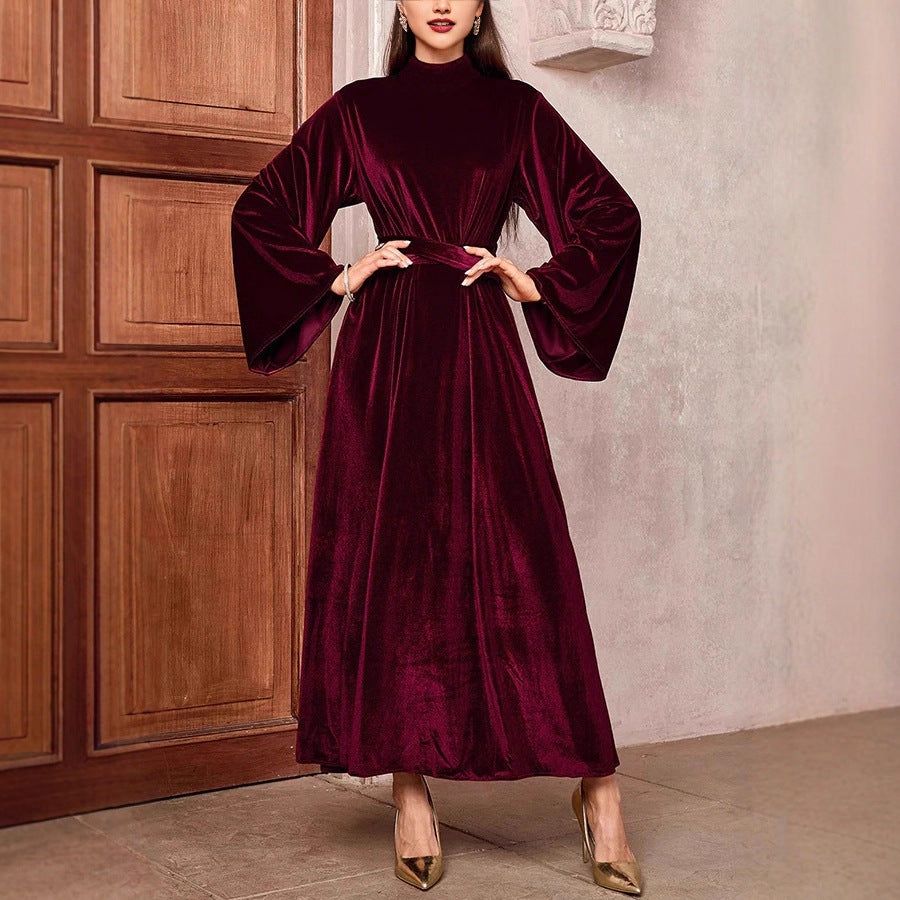 Damen Maxikleid aus Samt mit Stehkragen, weitem Glockenärmel und Taillengürtel Drune