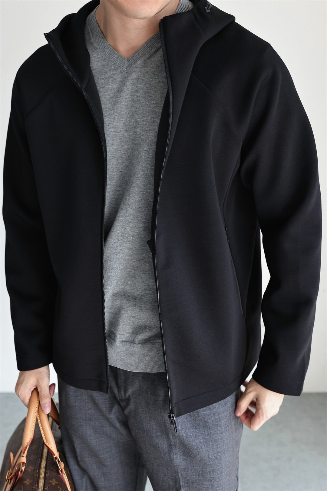 Herren Leichte Kapuzenjacke aus technischem Jersey mit verdecktem Reißverschluss Drune