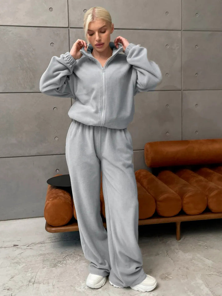 Damen ultrasoftes Microfleece-Set mit kurzer Stehkragen-Zipjacke und weitem High‑Waist Loungehose Drune