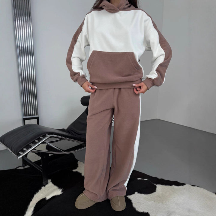 Damen kuscheliger Fleece-Sportanzug mit hohem Hals und seitlichen Streifen Drune