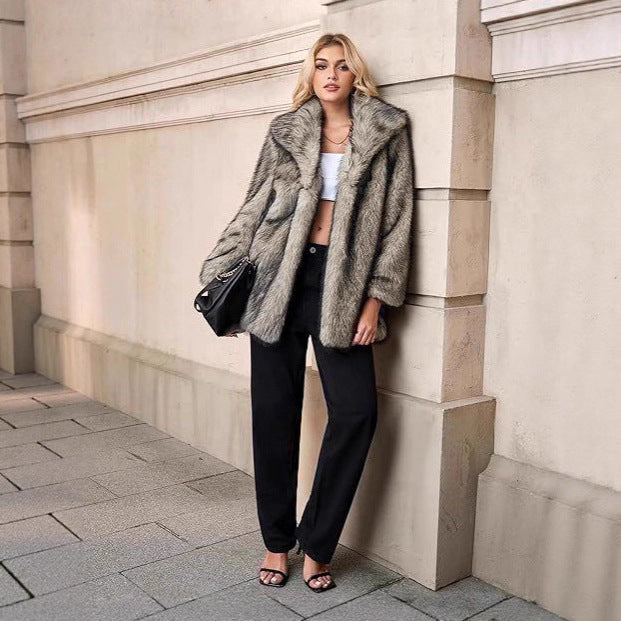 Damen Kurzer Faux‑Fur‑Mantel mit weitem Schalkragen, offener Front und Eingrifftaschen Drune