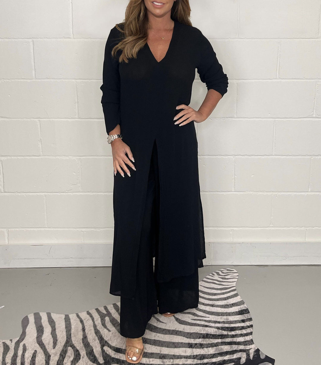 Damen Langes V‑Ausschnitt Tunika‑Kleid mit Frontschlitz und weiter Palazzohose Drune