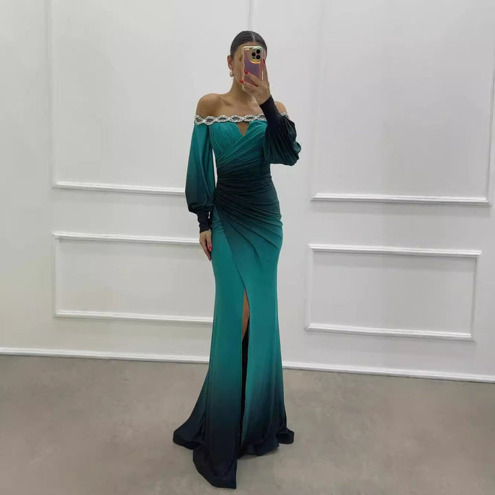 Drune | Partykleid mit Camisole und positioniertem Schlitz in großer A-Linie