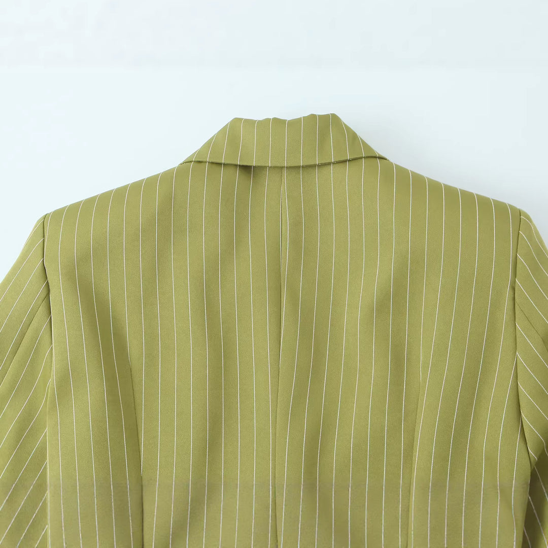 Damen Taillierter Cropped-Blazer mit Bundgürtel und Nadelstreifen Drune