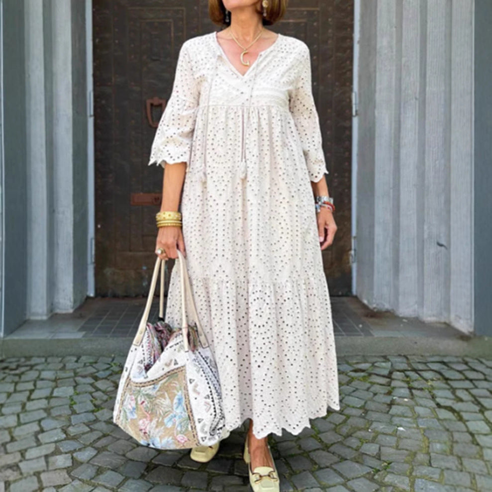 Damen nan fließendes Maxikleid mit Ajourstickerei, V-Ausschnitt, Unterbrustnaht und Volantrock Drune