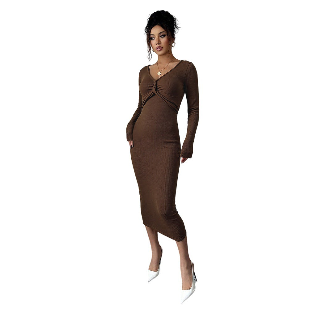 Damen geripptes Midikleid mit Twist-Detail, V-Ausschnitt und taillierter Stretch-Silhouette Drune