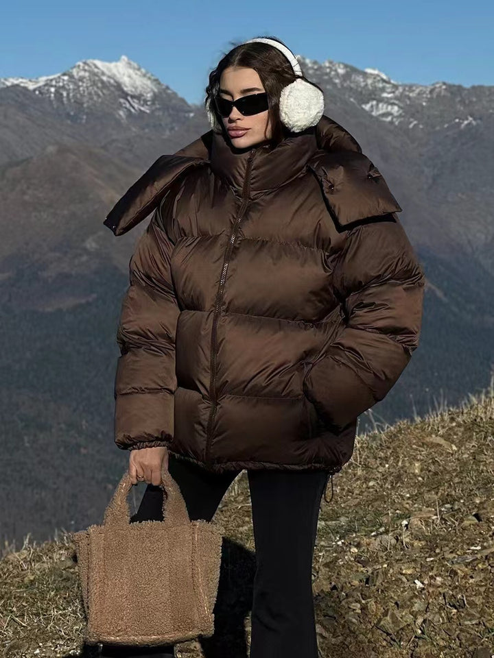Damen gefütterte Outdoor-Jacke mit hochgeschlossenem Kragen und gestepptem Design Drune