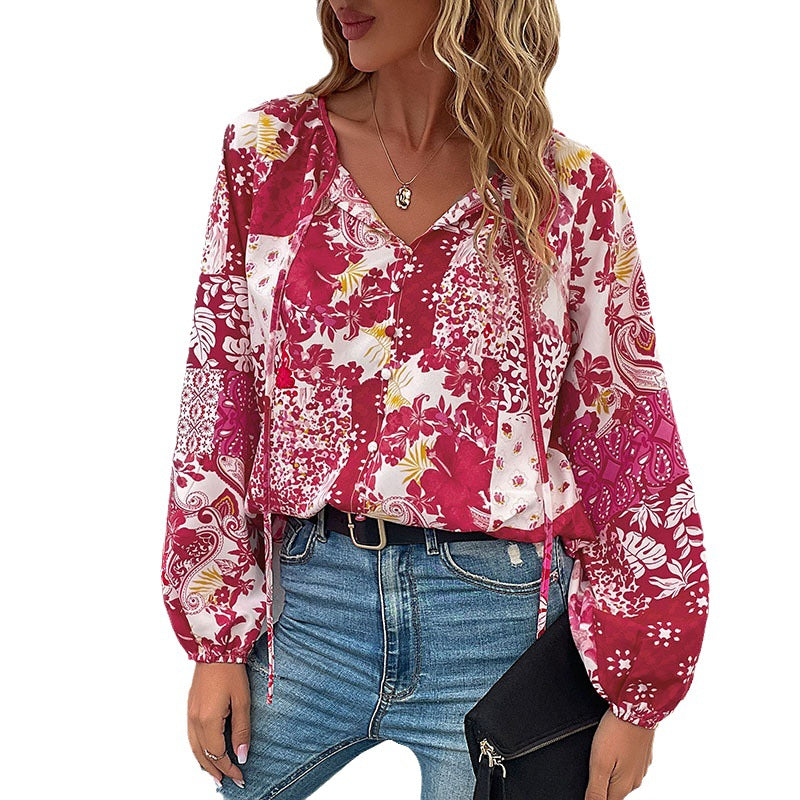 Damen Leichte Boho-Bluse mit Patchwork‑Print, Bindeschlitz und Ballonärmeln Drune