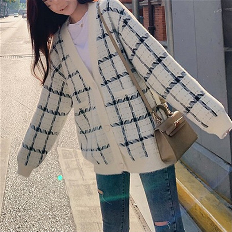 Damen gemütlicher Karostrickcardigan mit lässigem Schnitt und aufgesetzten Taschen Drune