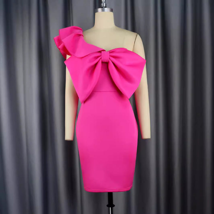 Damen figurbetontes Kleid mit einem großzügigen Schleifendetail Drune