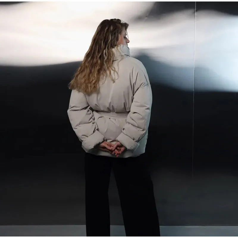 Damen Praktische und modische Daunenjacke mit Gürtel Drune