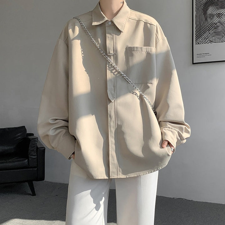 Unisex Oversize Hemdjacke im minimalistischen Utility-Look mit Brusttasche und verdeckter Knopfleiste Drune