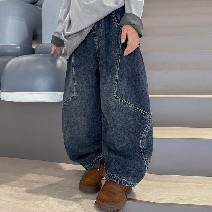 Damen weite Denim-Hose mit modernem Schnitt und einzigartigen Taschen Drune