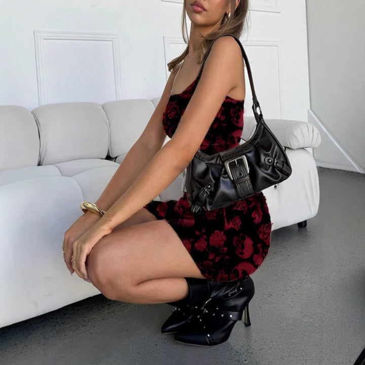 Damen edgy Minikleid mit Totenkopf- und Rosenmotiv Drune