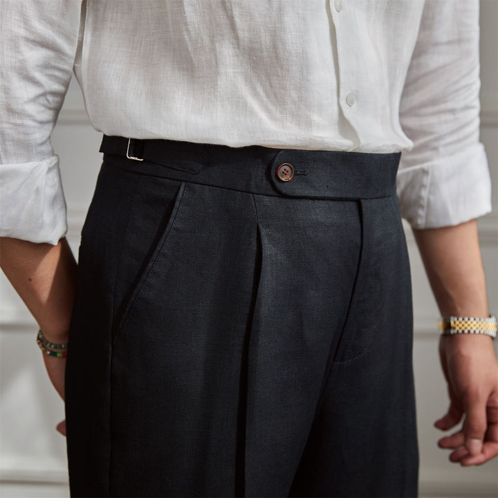 Herren Leinenhose mit hoher Taille, Bundfalten und verstellbarem Seitenriegel Drune