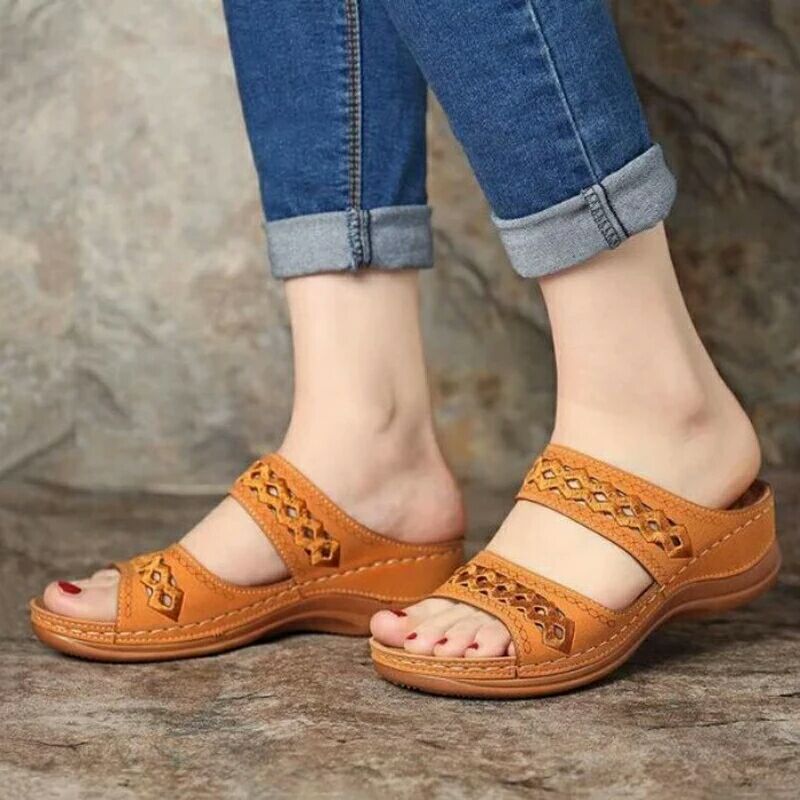 Damen Komfortable und modische Mules mit breiten verstellbaren Riemen Drune